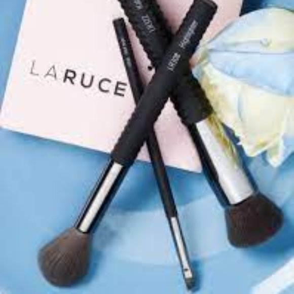 Laruce Beauty On the Go Brushes Set - Picture 1 of 2
